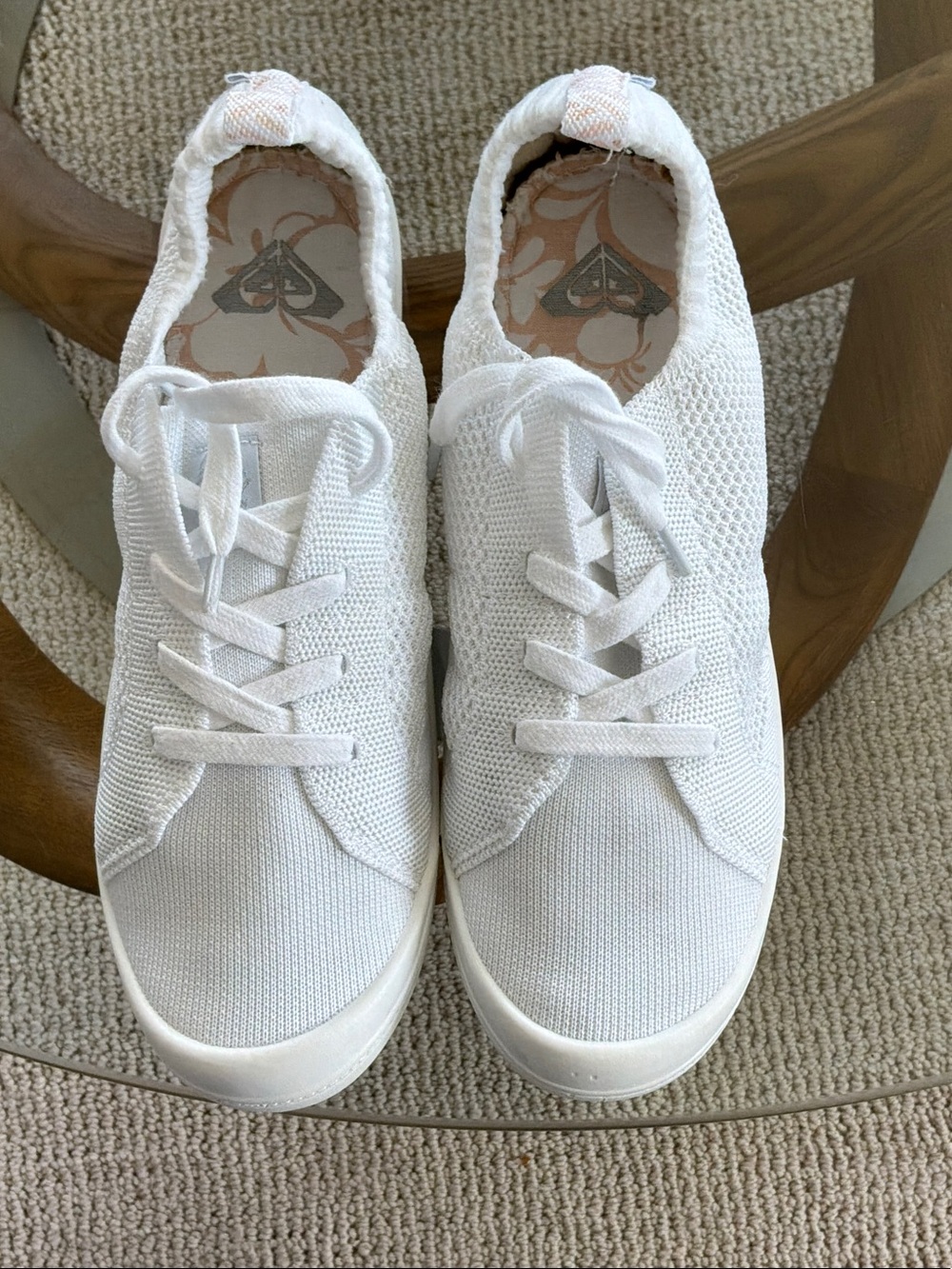 Roxy Women’s White Knit Lace-Up Slip-On Sneakers